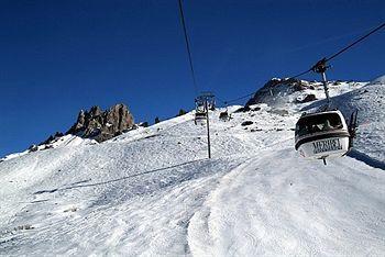 Résidence Odalys Le Hameau Du Mottaret 2* Méribel